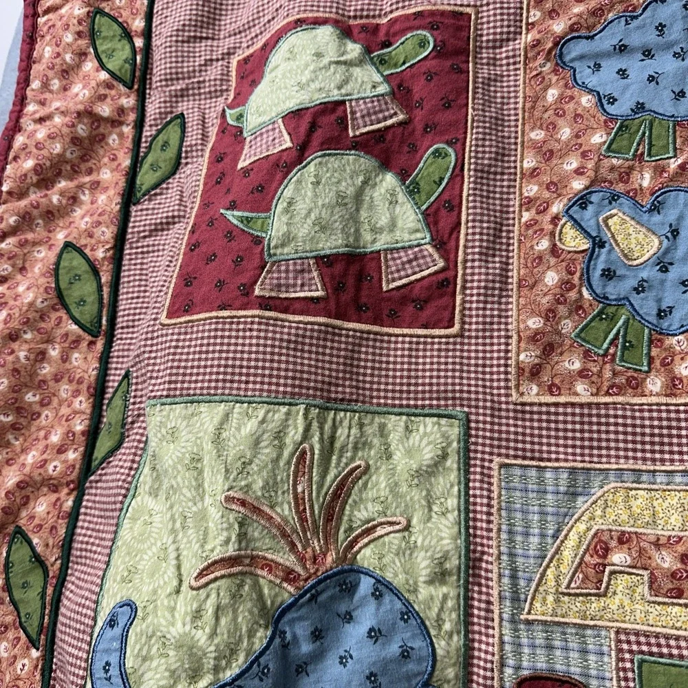 Vintage‎ Noahs Ark Animals Baby Crib Quilt Sheep Turtles Whales Niko
